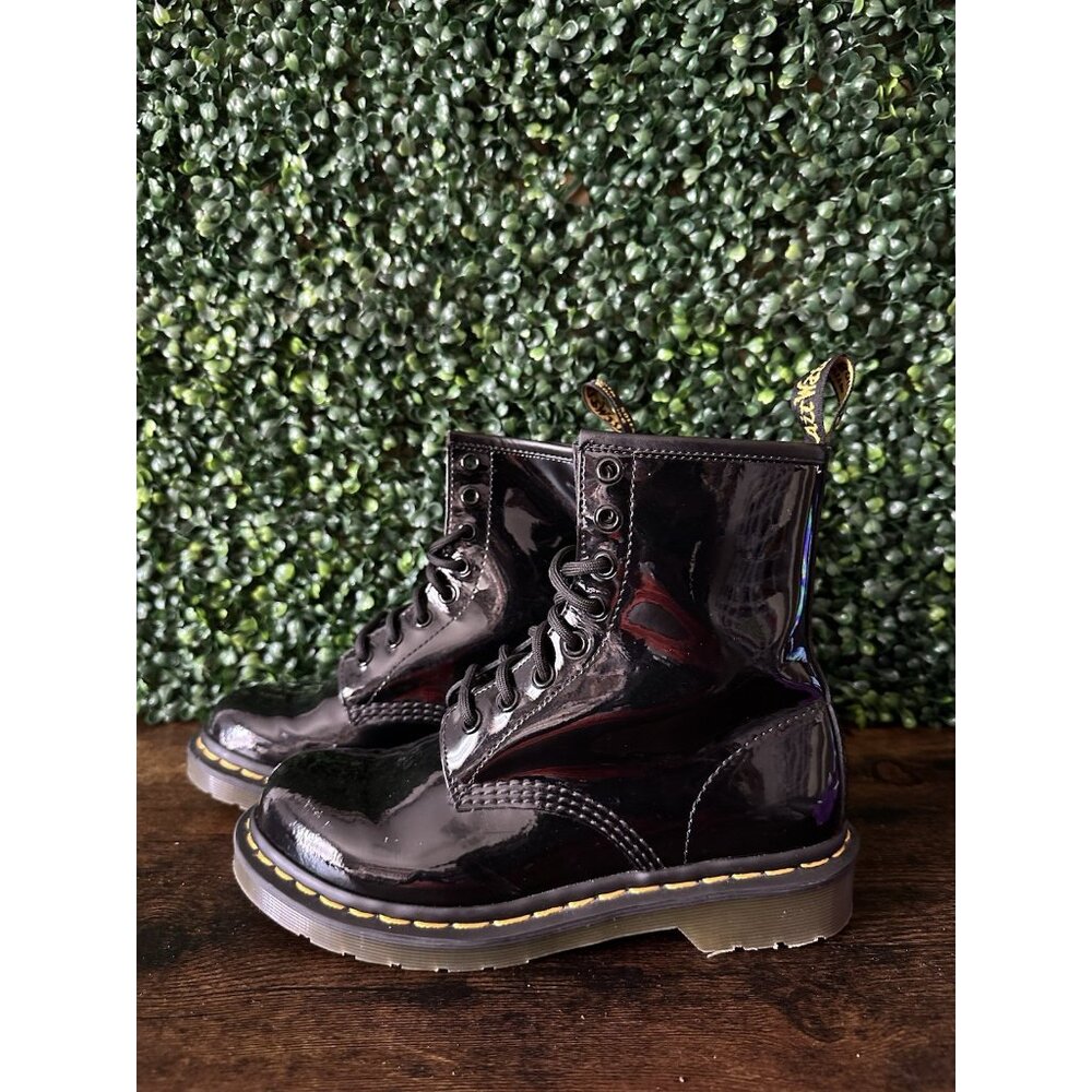 Doc Dr. Martens AirWair 11821 8-Eye Combat Boots Black Women Size 6 Glossy
